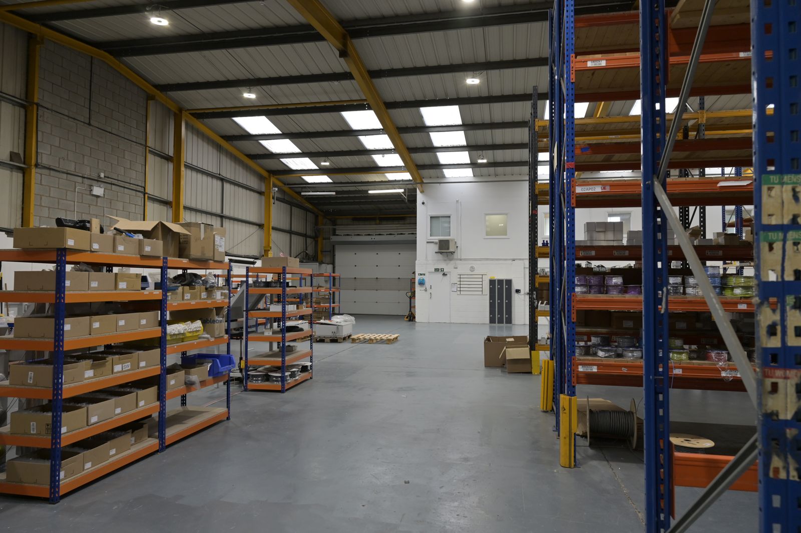Component warehouse